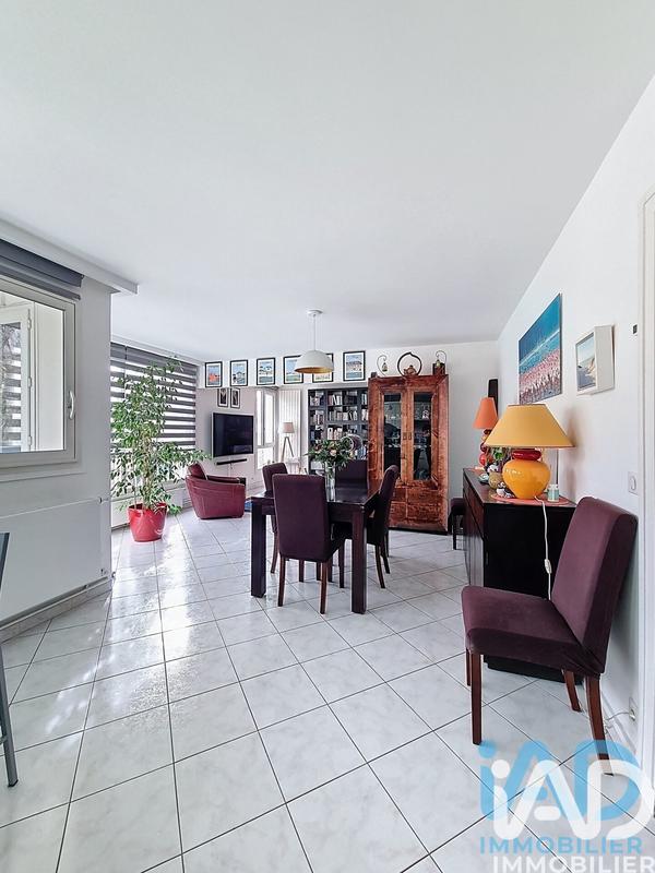 Appartement - 93 m² - 5 pièces