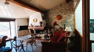 Maison - 180 m² - 5 pièces