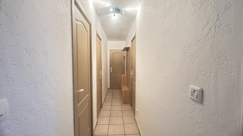 Maison - 96 m² - 4 pièces