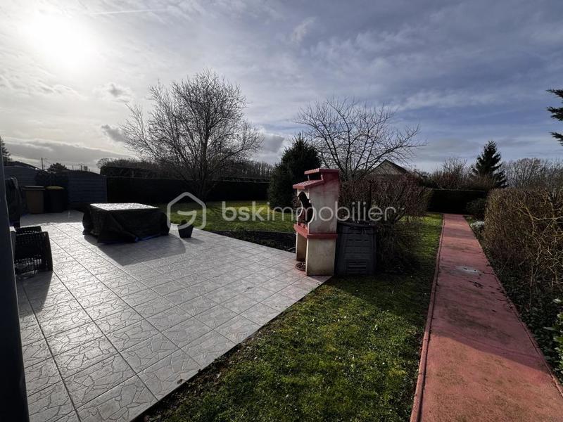 Maison traditionnelle - 99 m² - 4 pièces