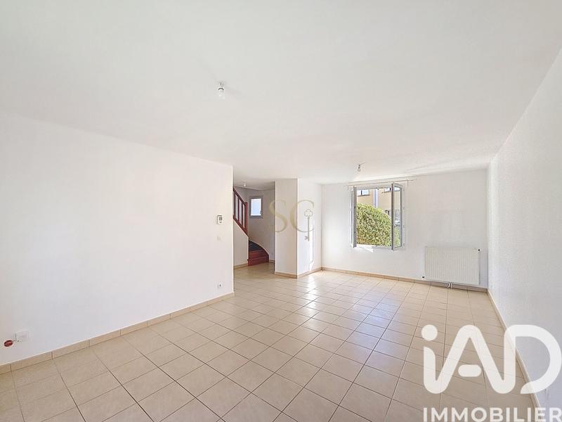 Maison - 92 m² - 6 pièces