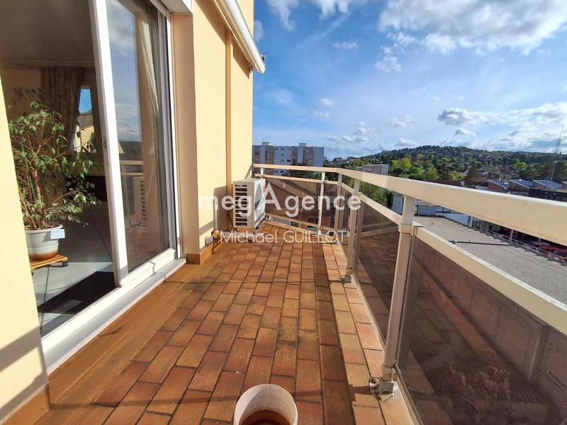 Appartement - 115 m² - 5 pièces