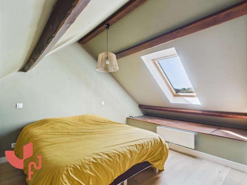 Maison - 140 m² - 6 pièces