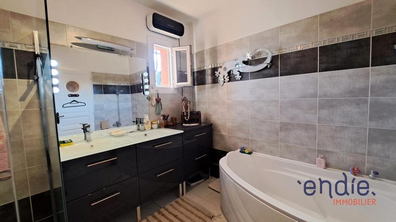 Maison - 163 m² - 5 pièces