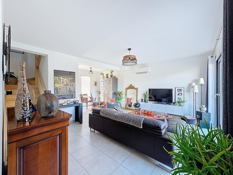 Maison - 87 m² - 3 pièces