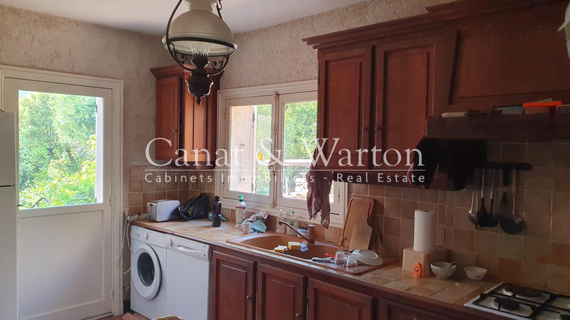 Villa - 180 m² - 5 pièces