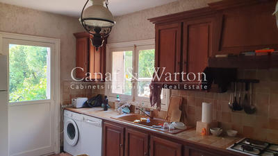 Villa - 180 m² - 5 pièces