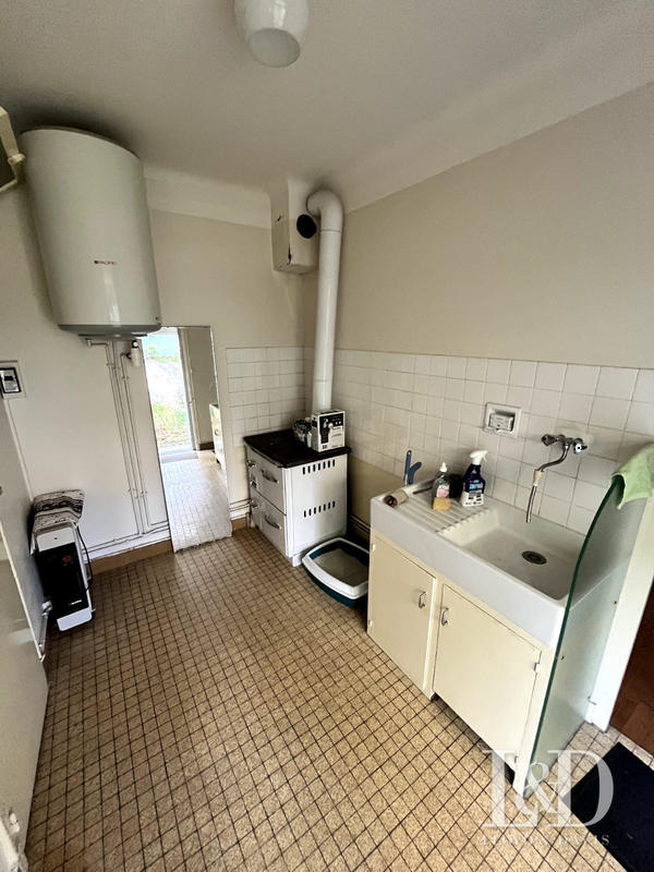 Maison ancienne - 199 m² - 7 pièces