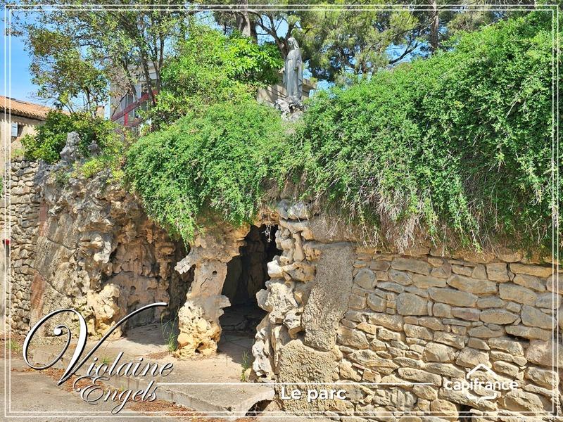 Propriété - 500 m² - 10 pièces