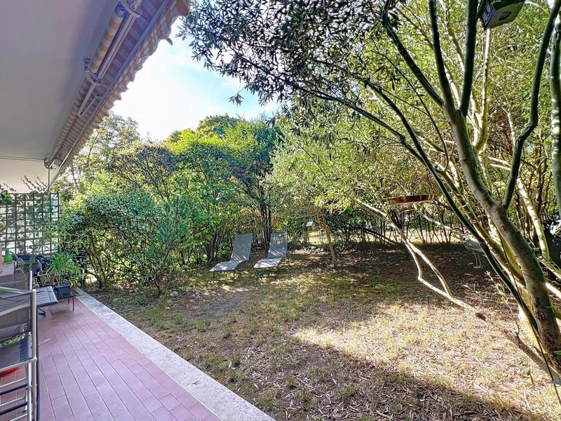 Appartement - 65 m² - 2 pièces