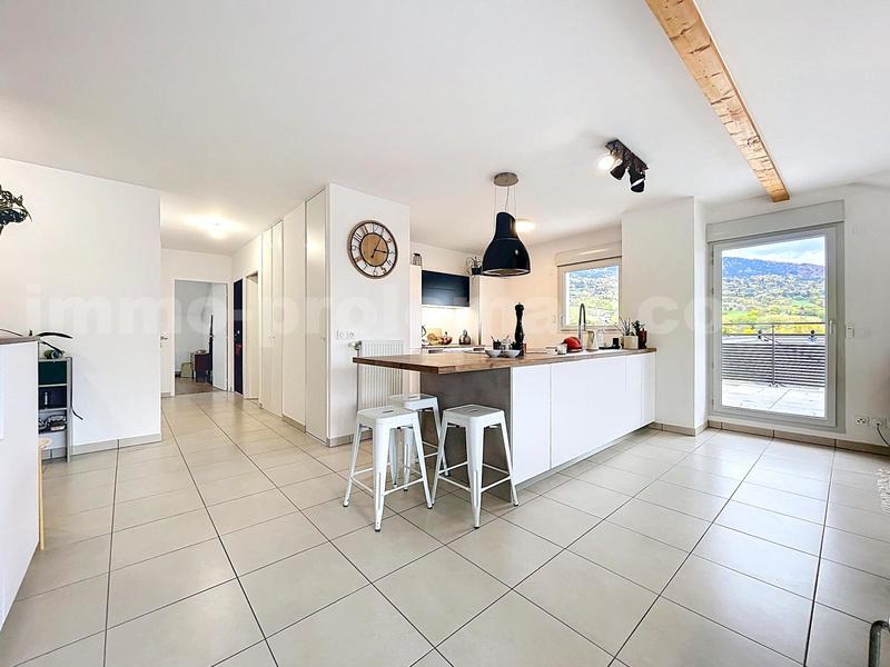 Appartement - 113 m² - 4 pièces