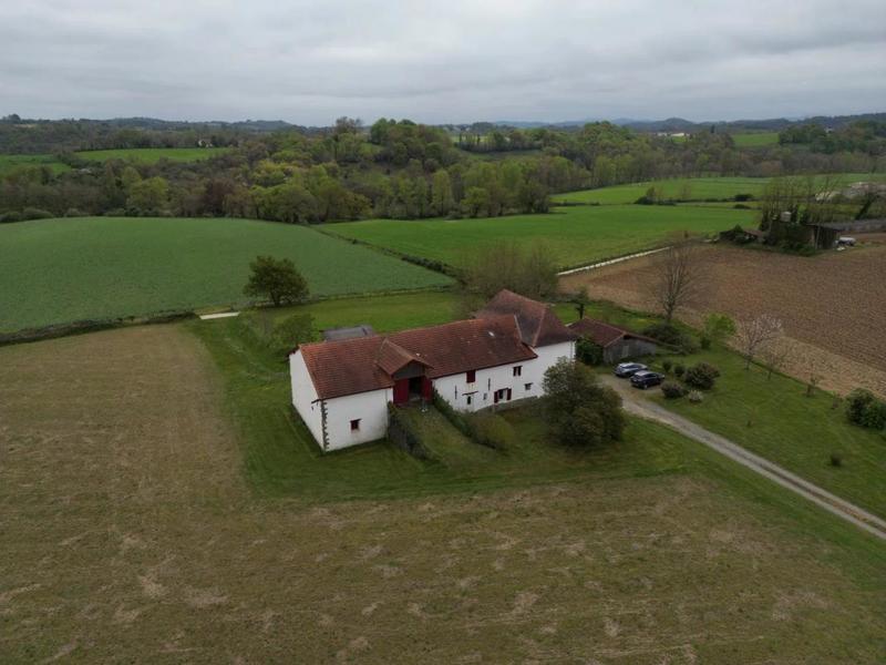 Appartement - 290 m² - 10 pièces