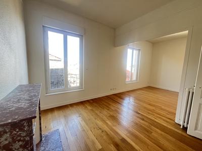 Appartement - 61 m² - 2 pièces