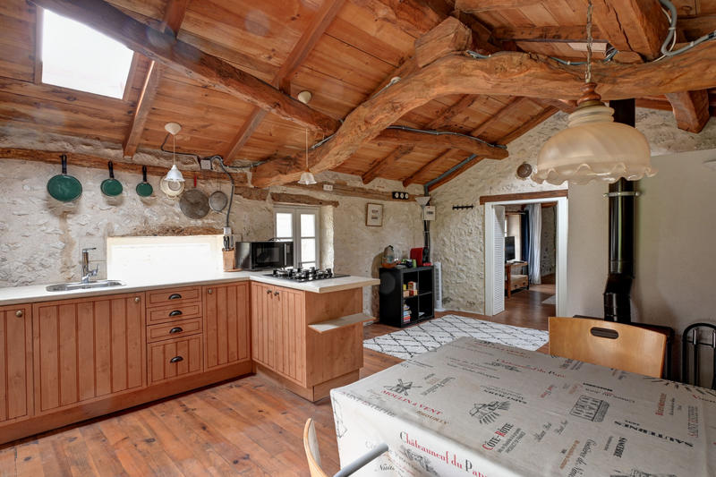 Maison - 333 m² - 13 pièces