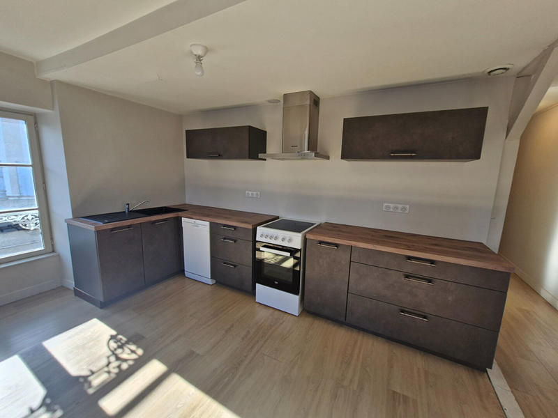 Appartement - 80 m² - 3 pièces