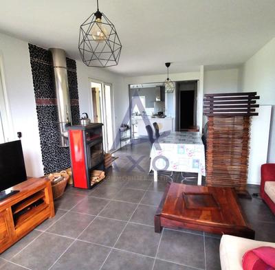 Maison - 110 m² - 4 pièces