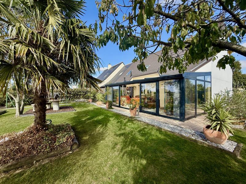 Maison - 126 m² - 6 pièces