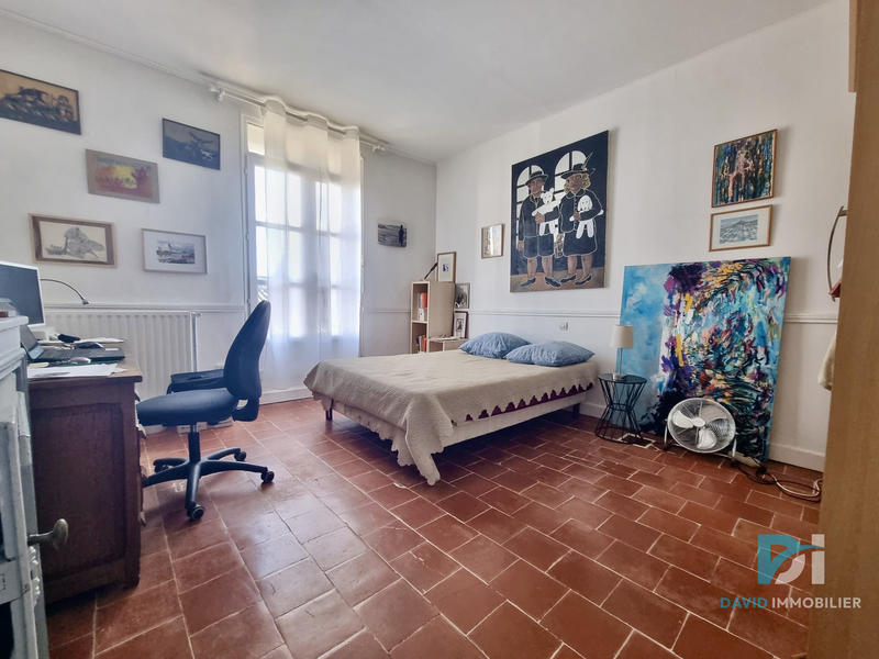 Maison - 180 m² - 5 pièces