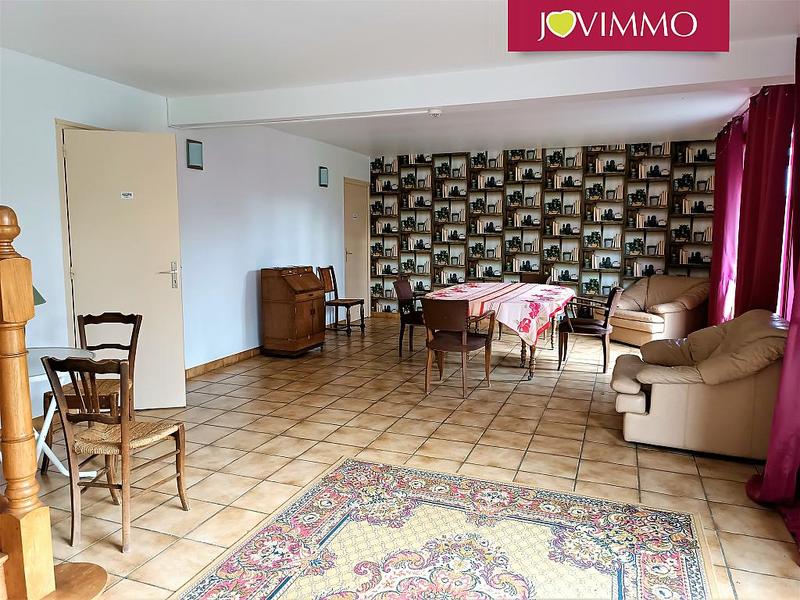 Maison - 725 m² - 28 pièces