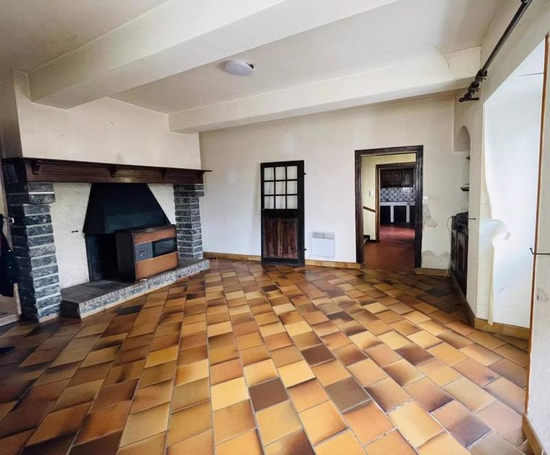 Maison de village - 90 m² - 5 pièces