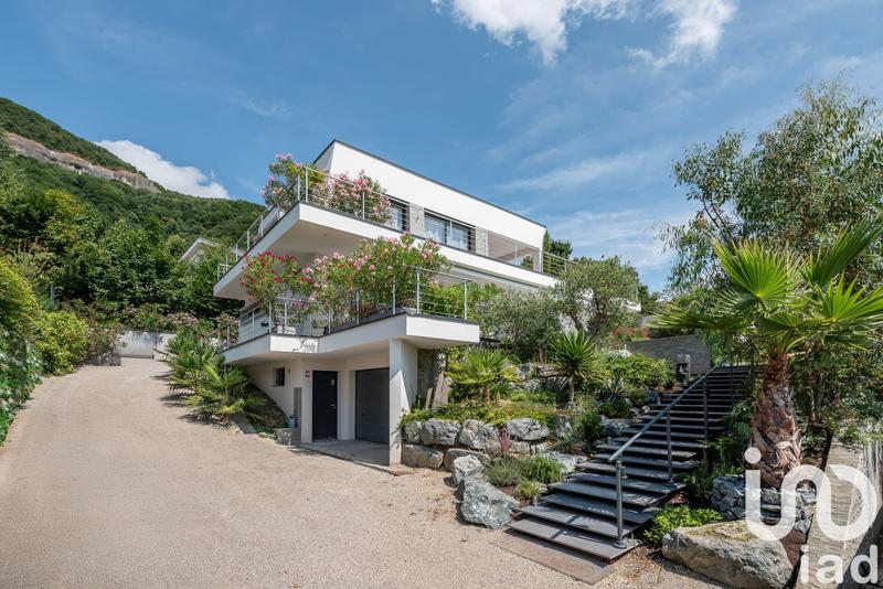 Maison de maîtres - 128 m² - 6 pièces