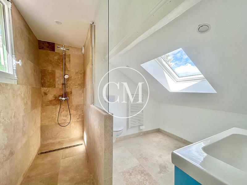 Maison - 160 m² - 7 pièces