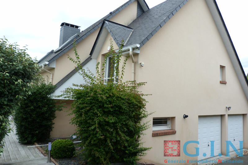 Maison - 132 m² - 8 pièces