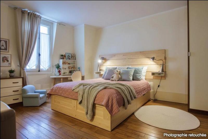 Maison - 220 m² - 11 pièces