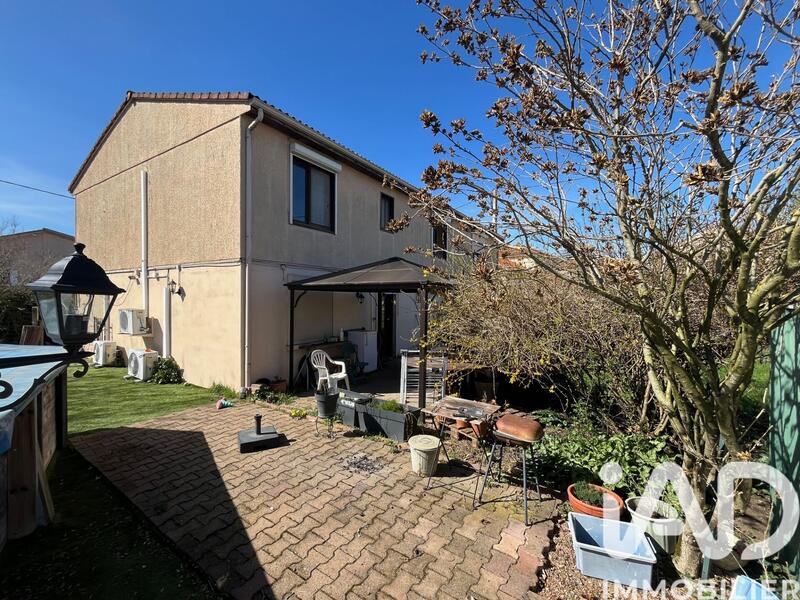 Maison - 177 m² - 9 pièces