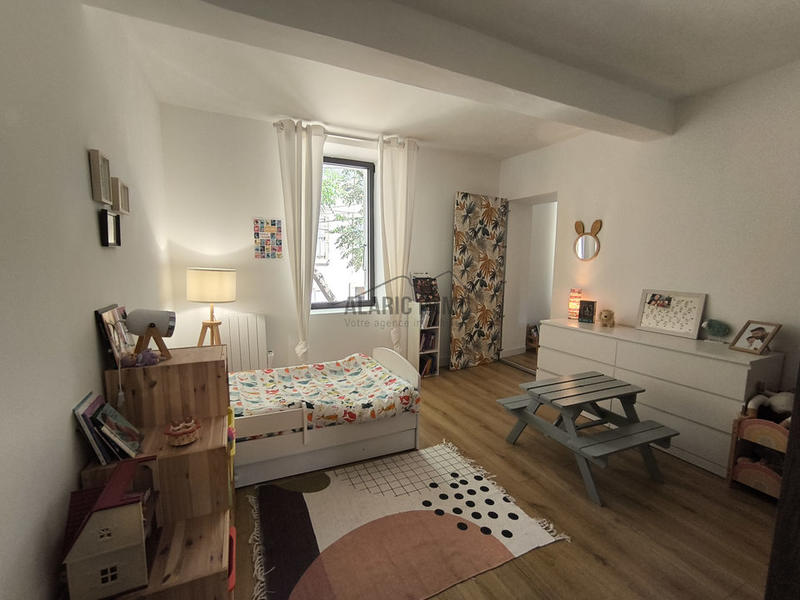 Maison - 175 m² - 7 pièces