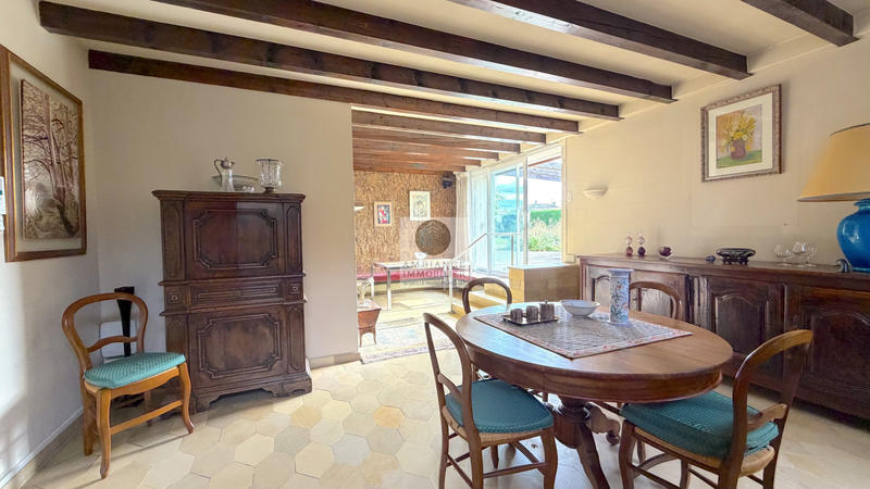 Maison - 217 m² - 7 pièces