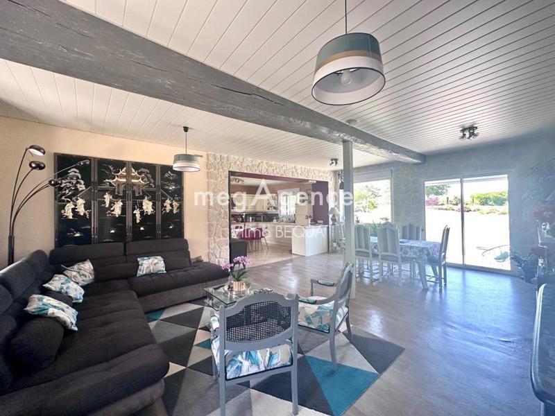 Maison - 179 m² - 7 pièces