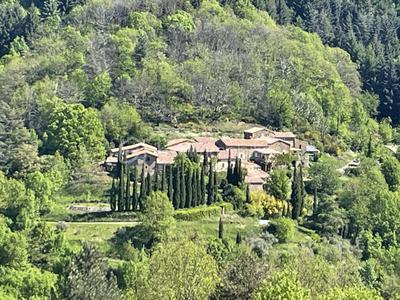 Maison en pierre - 109 m² - 6 pièces