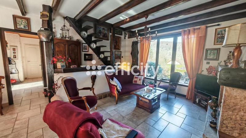 Maison traditionnelle - 162 m² - 5 pièces