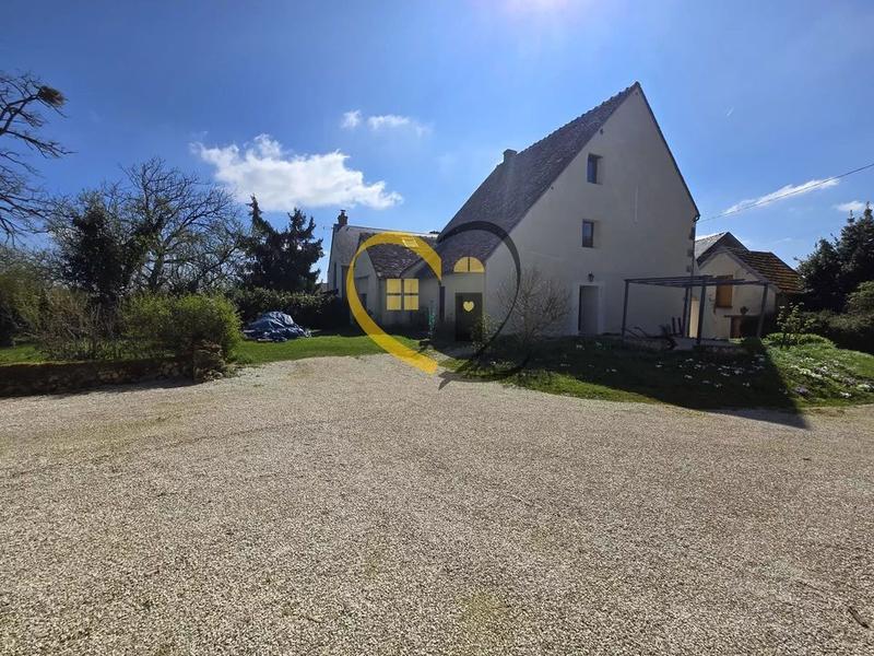 Maison ancienne - 144 m² - 7 pièces