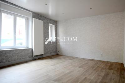 Maison - 92 m² - 6 pièces