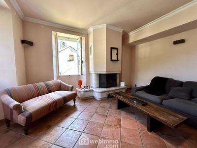 Maison - 140 m² - 4 pièces