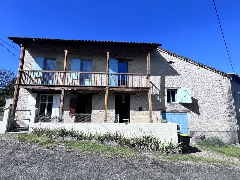 Maison traditionnelle - 117 m² - 6 pièces