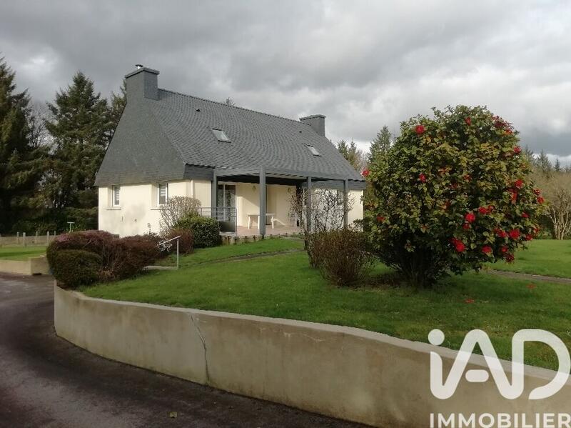 Maison - 127 m² - 6 pièces