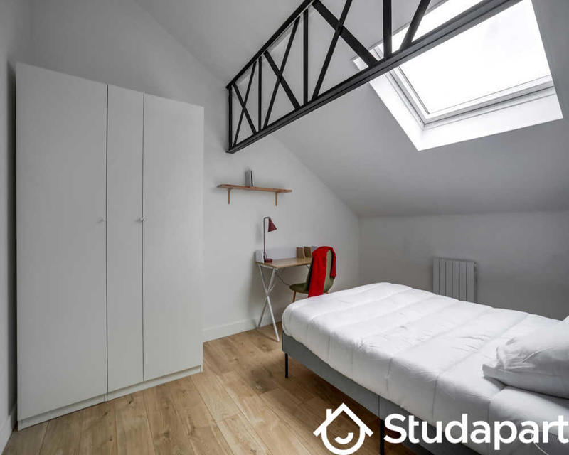 Chambre - 50 m² - 1 pièce