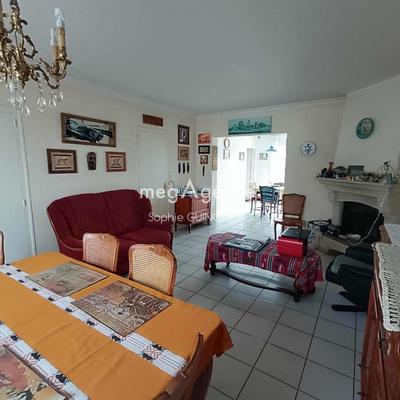Maison - 85 m² - 4 pièces