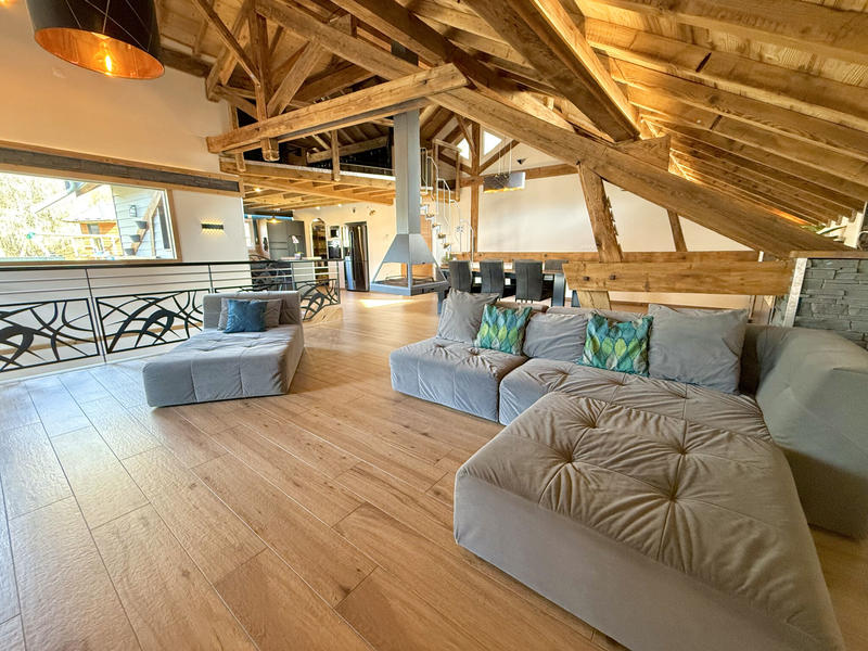 Maison - 185 m² - 5 pièces