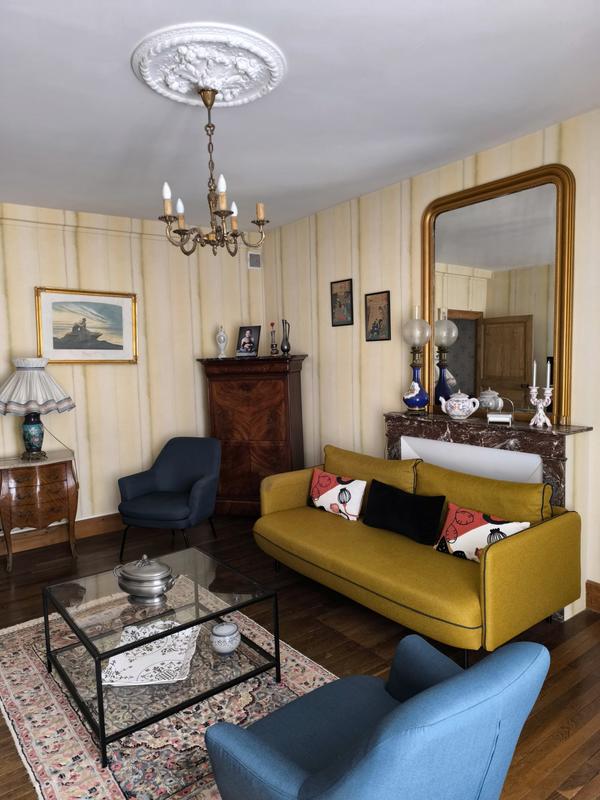 Maison - 201 m² - 7 pièces