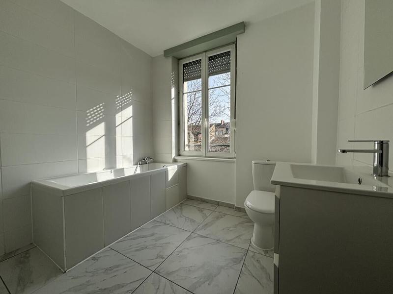 Appartement - 60 m² - 2 pièces