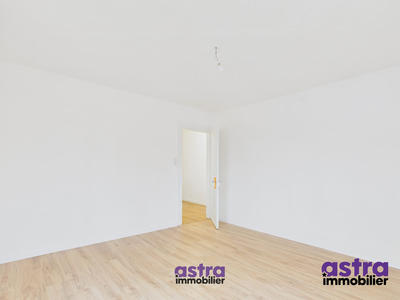 Appartement - 93 m² - 4 pièces