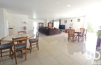 Maison - 165 m² - 4 pièces