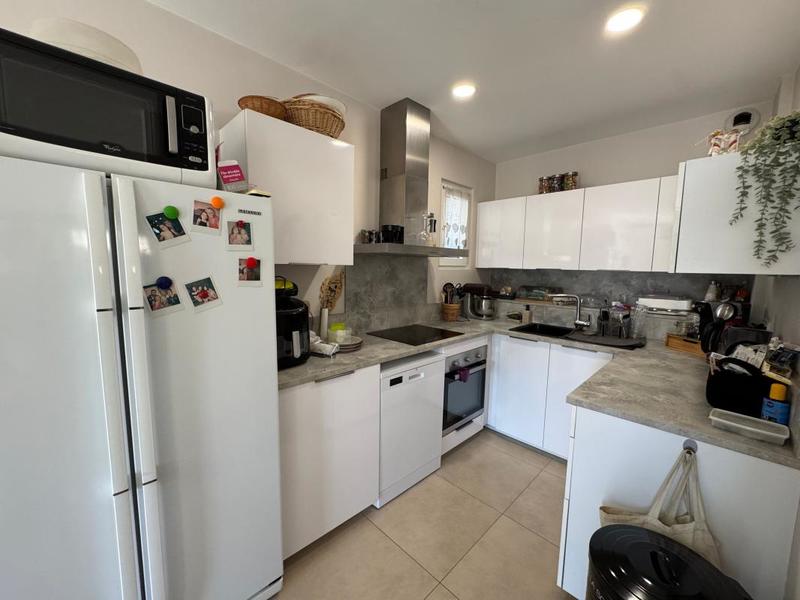 Appartement - 80 m² - 3 pièces