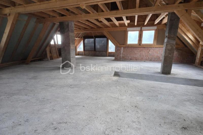 Propriété - 312 m² - 7 pièces