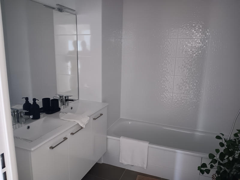 Appartement - 84 m² - 4 pièces