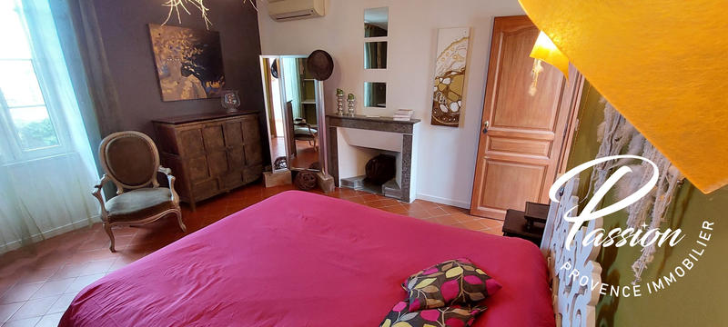 Mas - 190 m² - 6 pièces